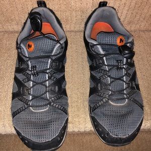Merrell Men’s size 10 sneakers